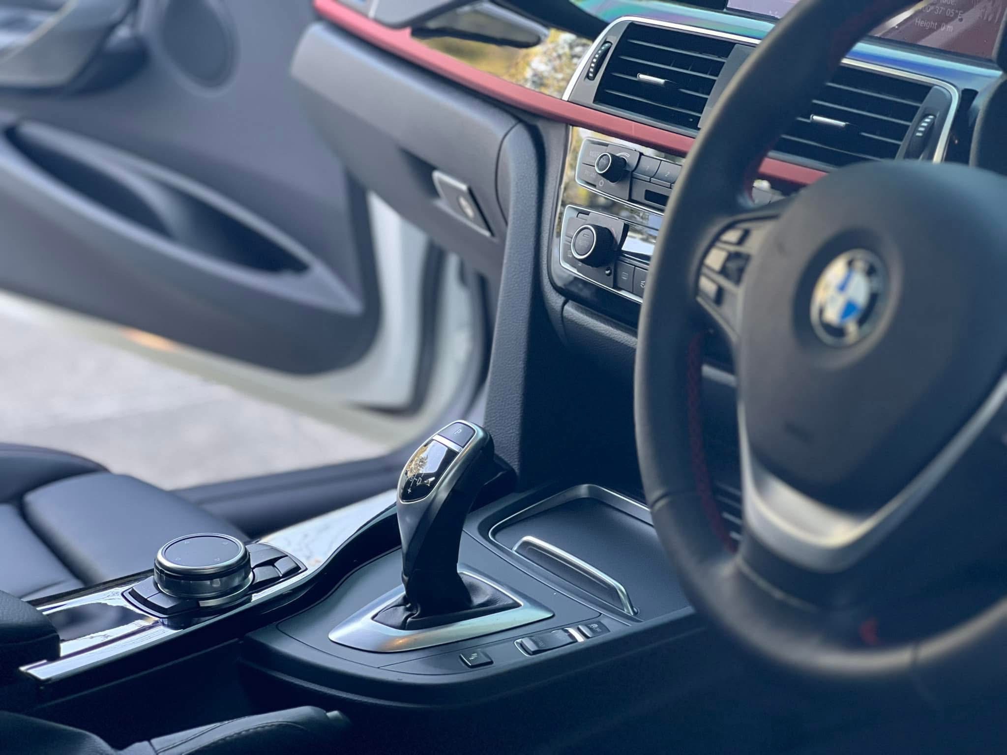 BMW F30 320i Sport LCI ปี 2016