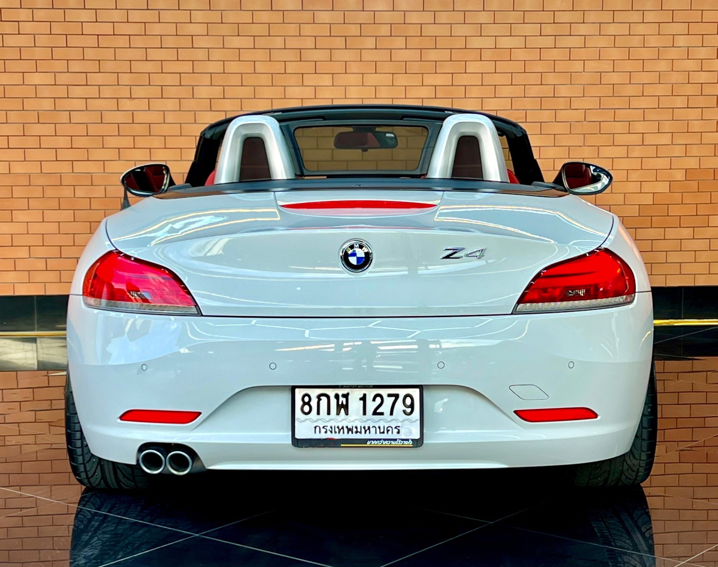 BMW Z4 Roadster sDrive 2.3i ปี 2011