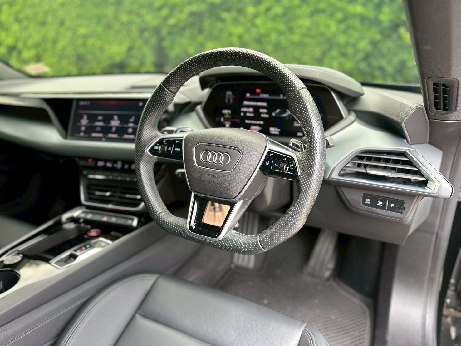 Audi E-Tron GT Performance ปี 2021