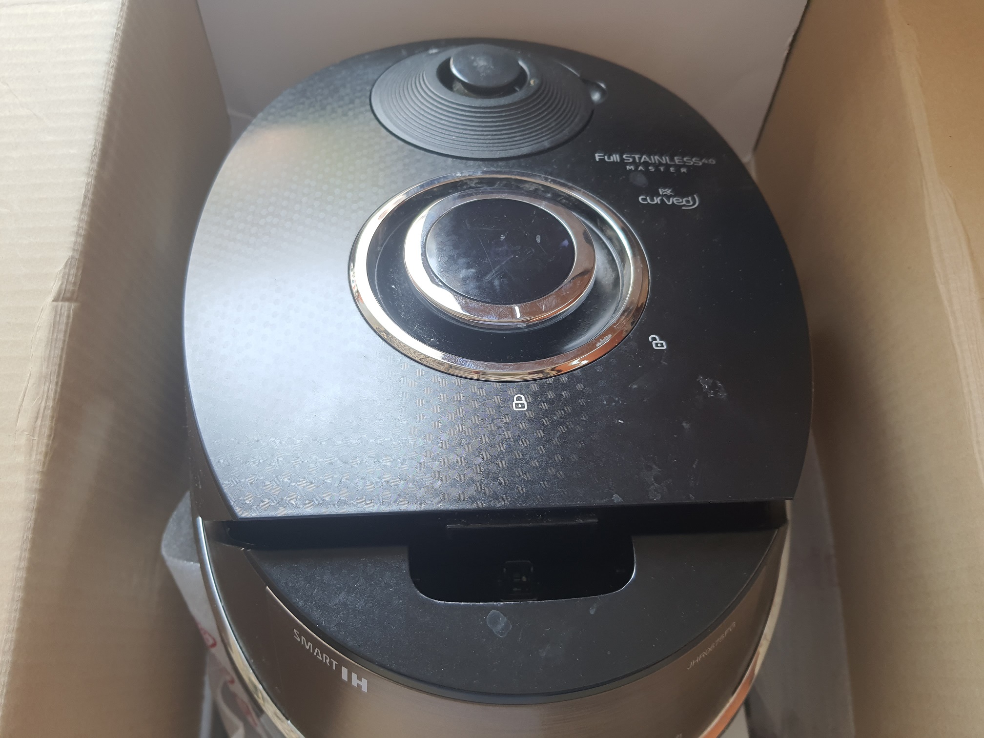 ซ่อมหม้อหุงข้าว ยี่ห้อ CUCKOO รุ่น CRP-JHR0675FG อาการฝาหม้อปิดไม่ได้