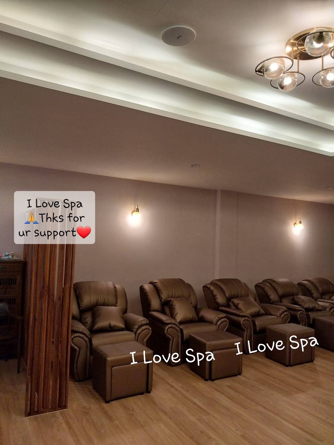 เก้าอี้นวดฝ่าเท้า รุ่น Premium ดีไซน์แขนหลุยส์