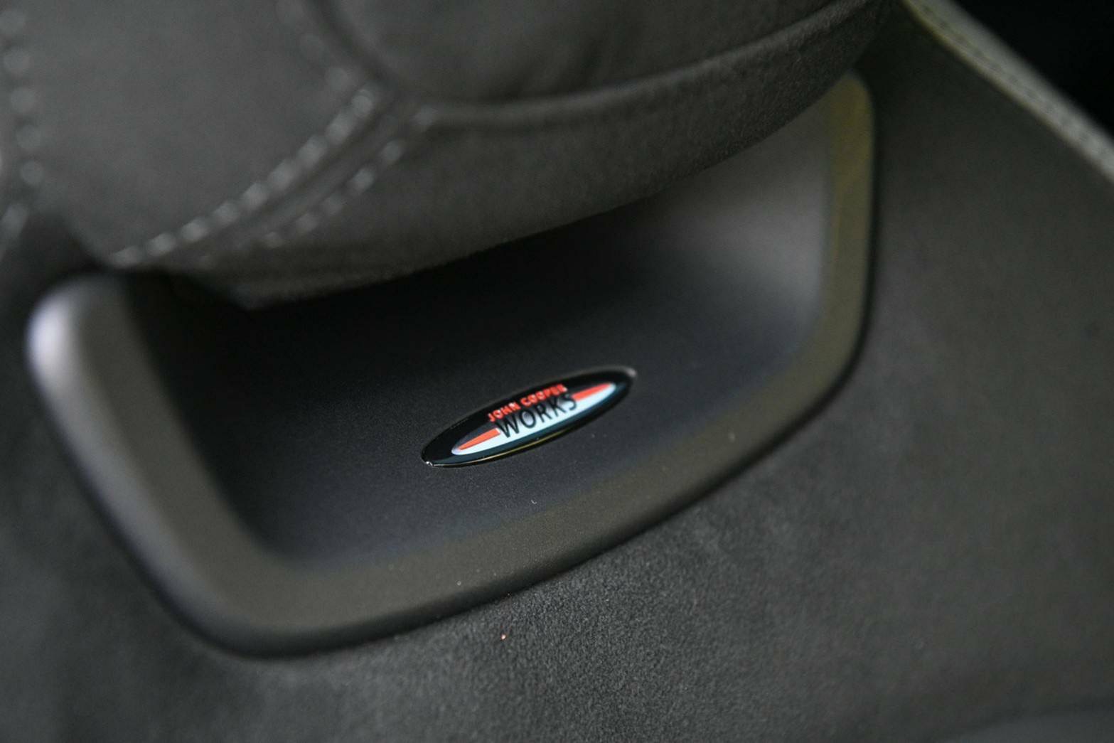 MINI John Cooper Works LCI ปี 2020
