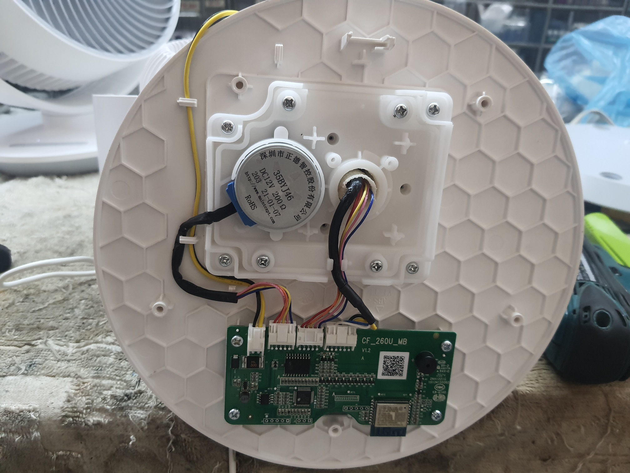 ซ่อมพัดลมตั้งโต๊ะ Xiaomi รุ่น ZLXHS01ZM อาการมีเสียงดังขณะหมุนซ้าย-ขวา