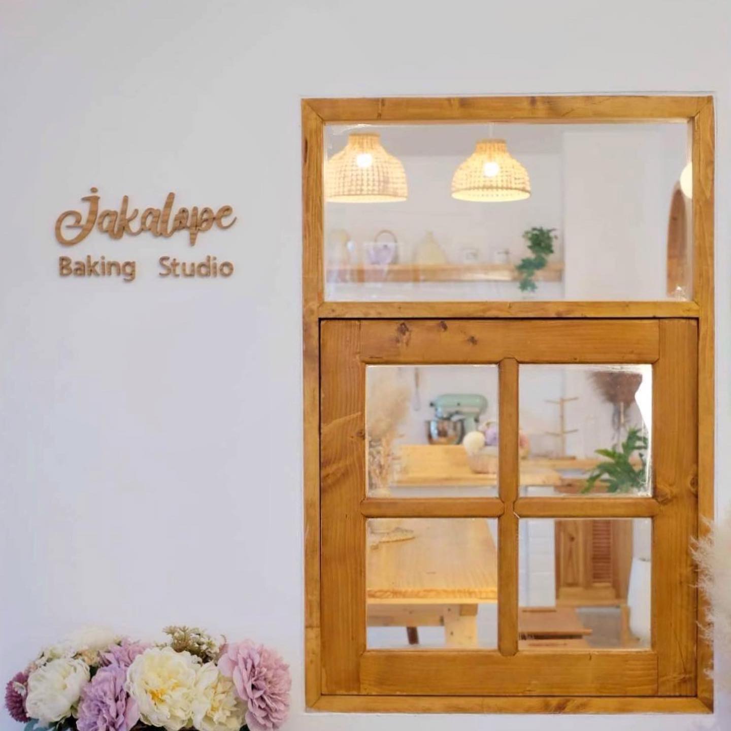 ป้ายร้านกาแฟ ไม้สักยิงเลเซอร์