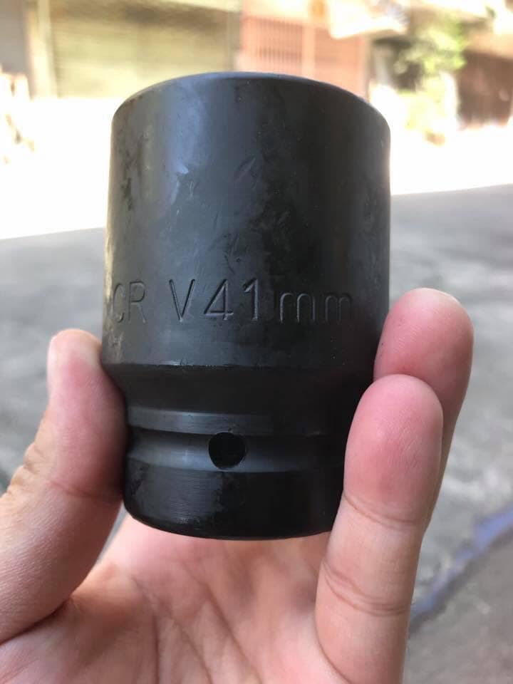 ชุดบล็อกทด ถอดล้อรถบรรทุก ยี่ห้อ O.M.Y.