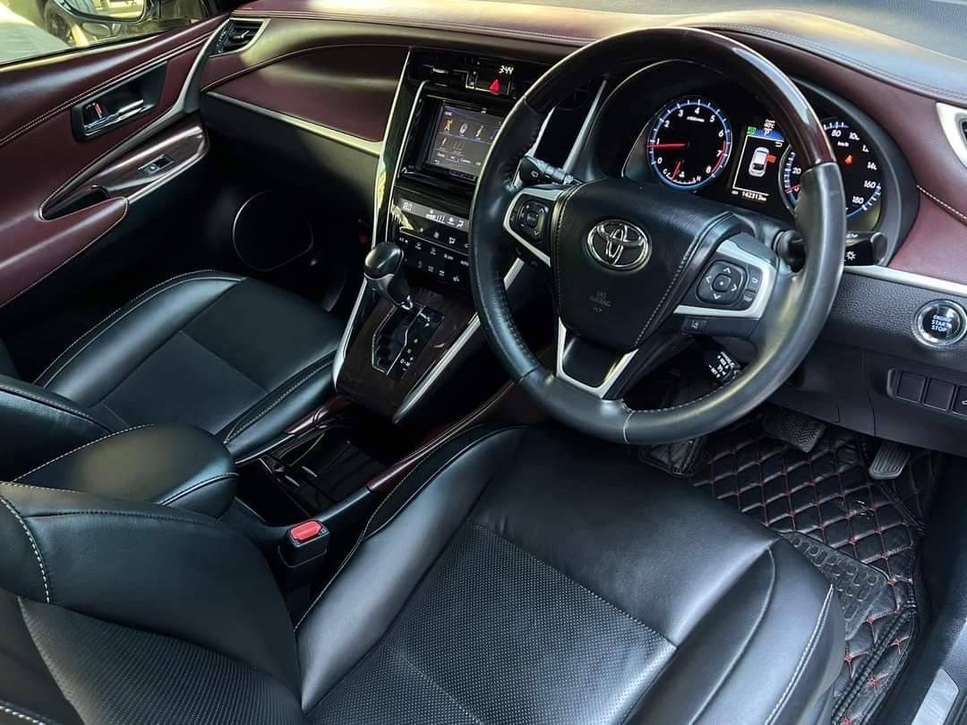 Toyota Harrier 2.0 TOP ปี 2015