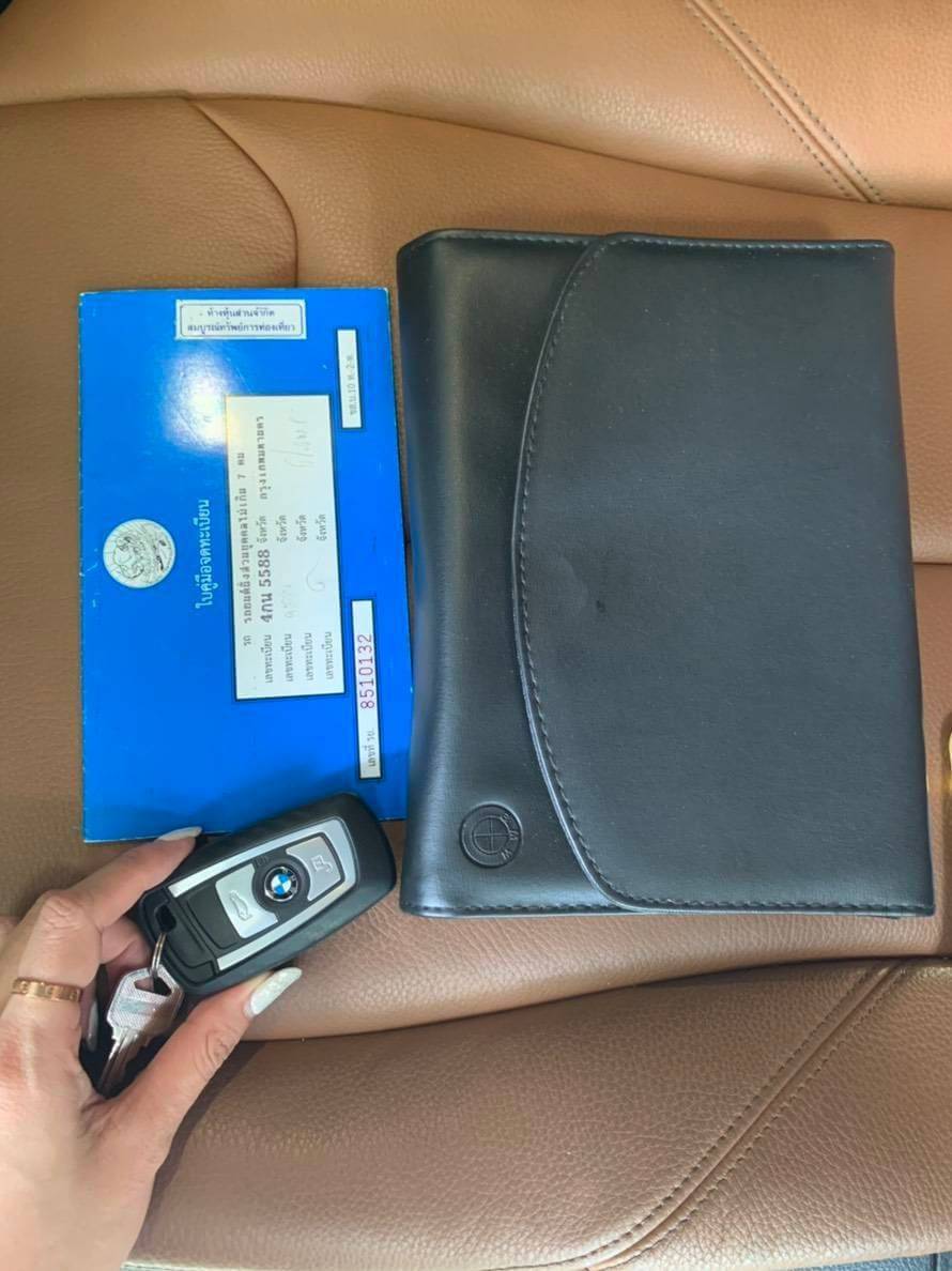 BMW F30 รุ่น 320i M Performance (Lci)ปี 2016