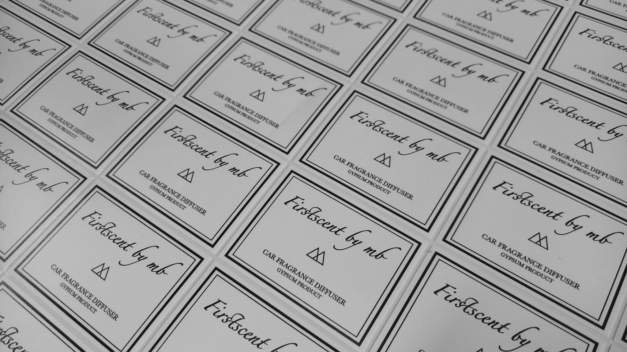 ฉลากสินค้าสติ๊กเกอร์พีวีซี (PVCขาว)