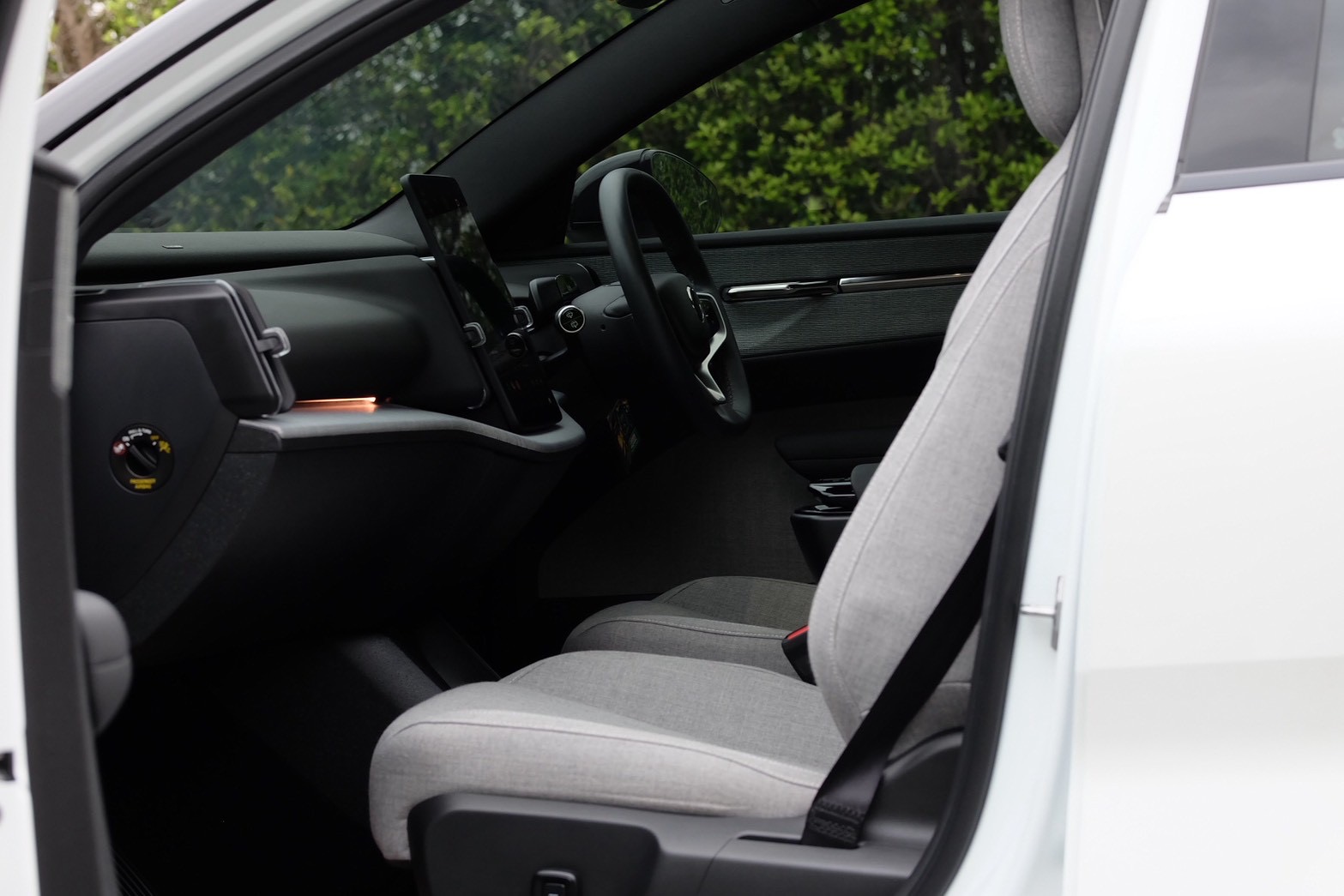 VOLVO EX 30 Ultra Single Motor Extended Range ปี 2024