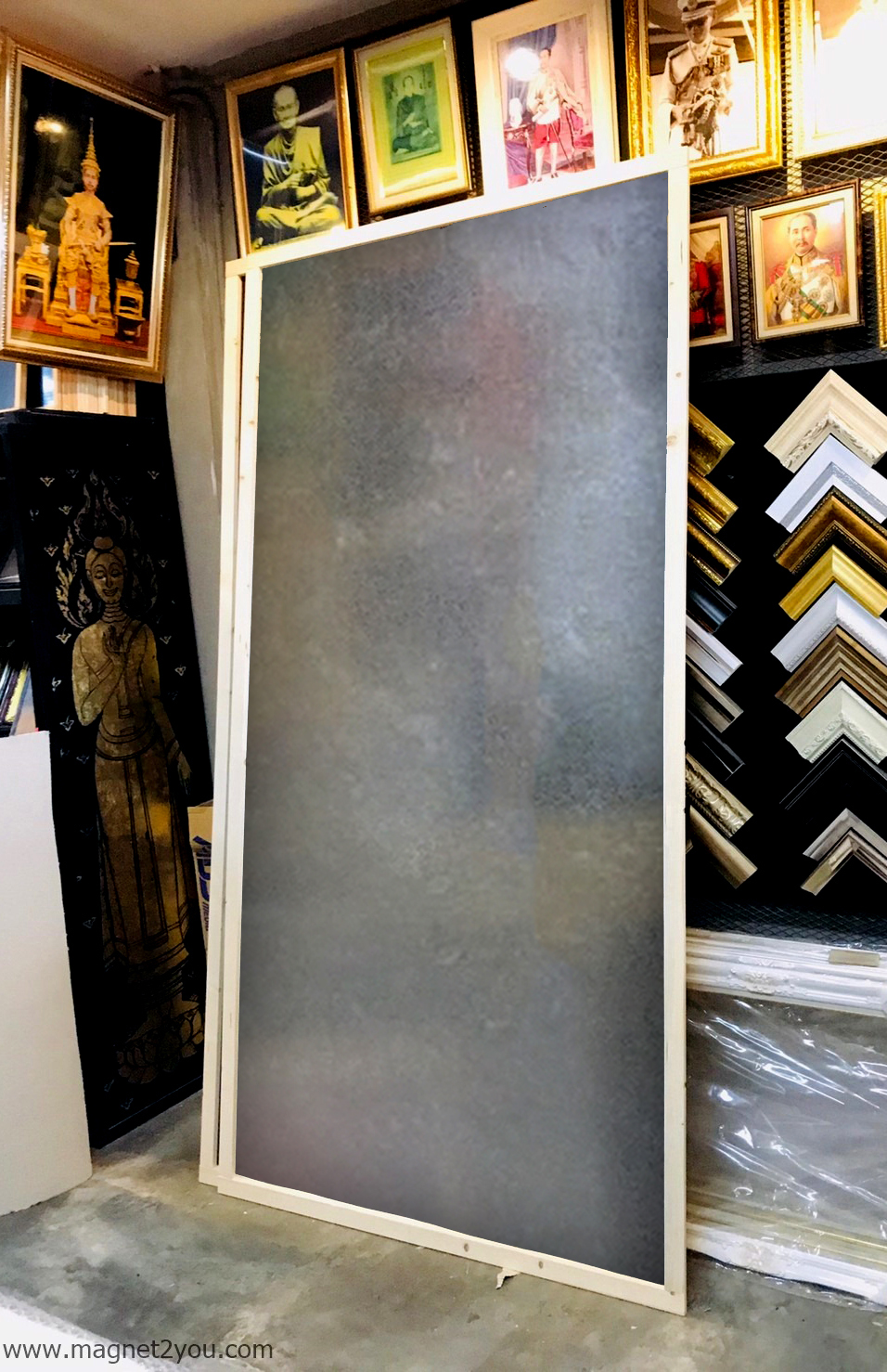 กระดานบรอนซ์ 120x240 ติดผนัง (โครง 4 MM) กรอบไม้สนเลือกสีได้
