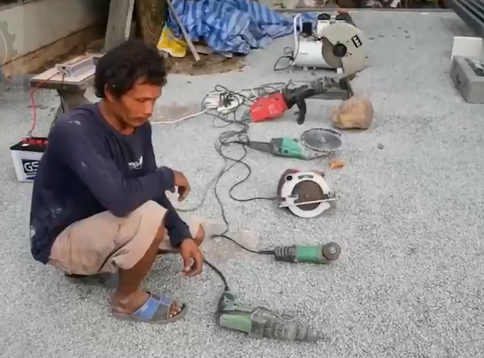 ตัวแปลงไฟ 12V เป็น 220V ขนาด 3,000W