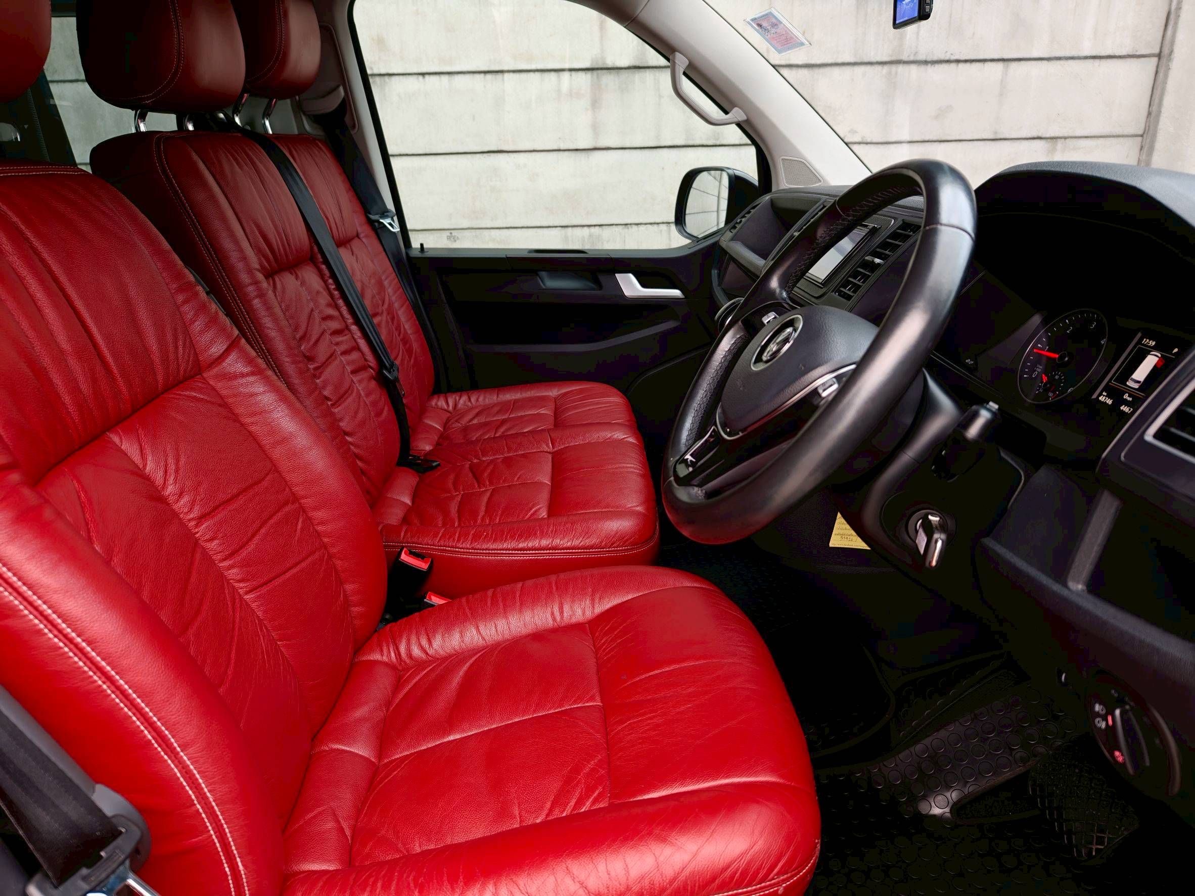Volk Caravelle Comfortline ii T6 ปี 2018