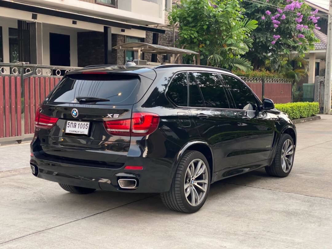BMW X5 XDRIVE 3.0d M SPORT สีดำ ปี 2016