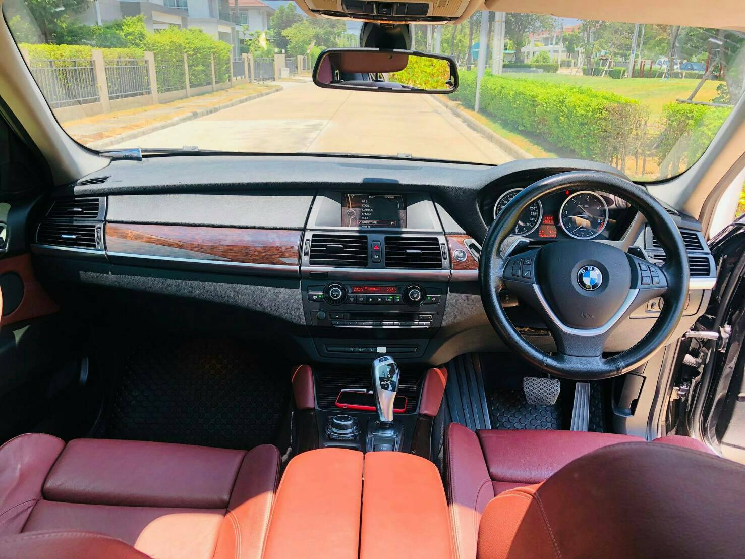 BMW X6 3.0 D (เครื่องดีเซล ฝาดำ รุ่นใหม่แล้ว) ปี 2012