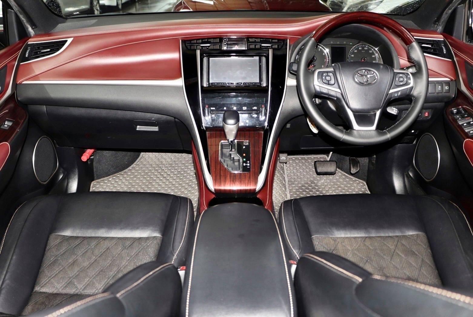 TOYOTA HARRIER 2.0 Premium ปี2014