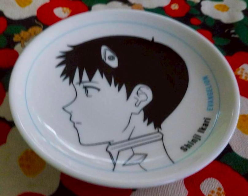 อีวานเกเลียน มหาสงครามวันพิพากษา จานเซรามิก Shinji Ikari จากญี่ปุ่น EVANGELION Size : 10.8 cm