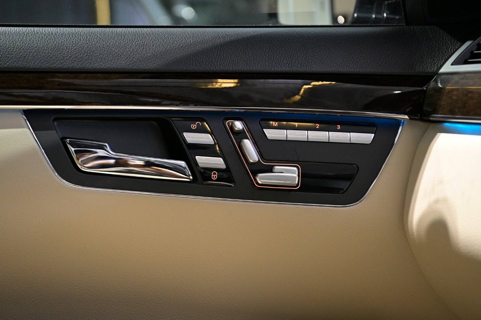 Mercedes-Benz S300 Long Wheel Base ปี2011