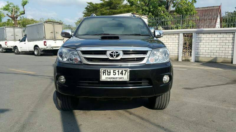 TOYOTA FORTUNER ปี 2005 สีดำ