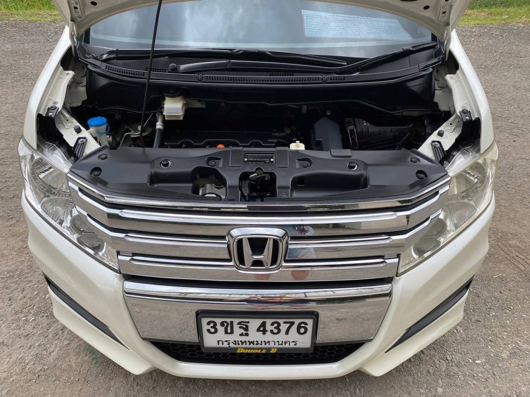 HONDA Stepwagon Spada ปี 2012