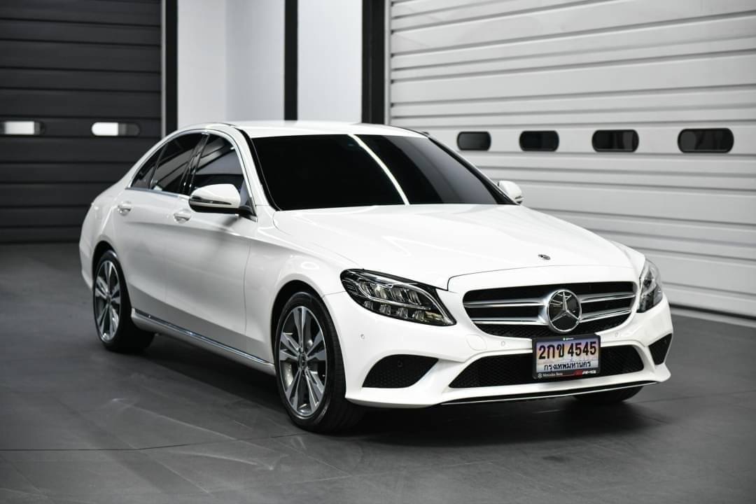 Mercedes Benz C220d avantgarde ปี2022