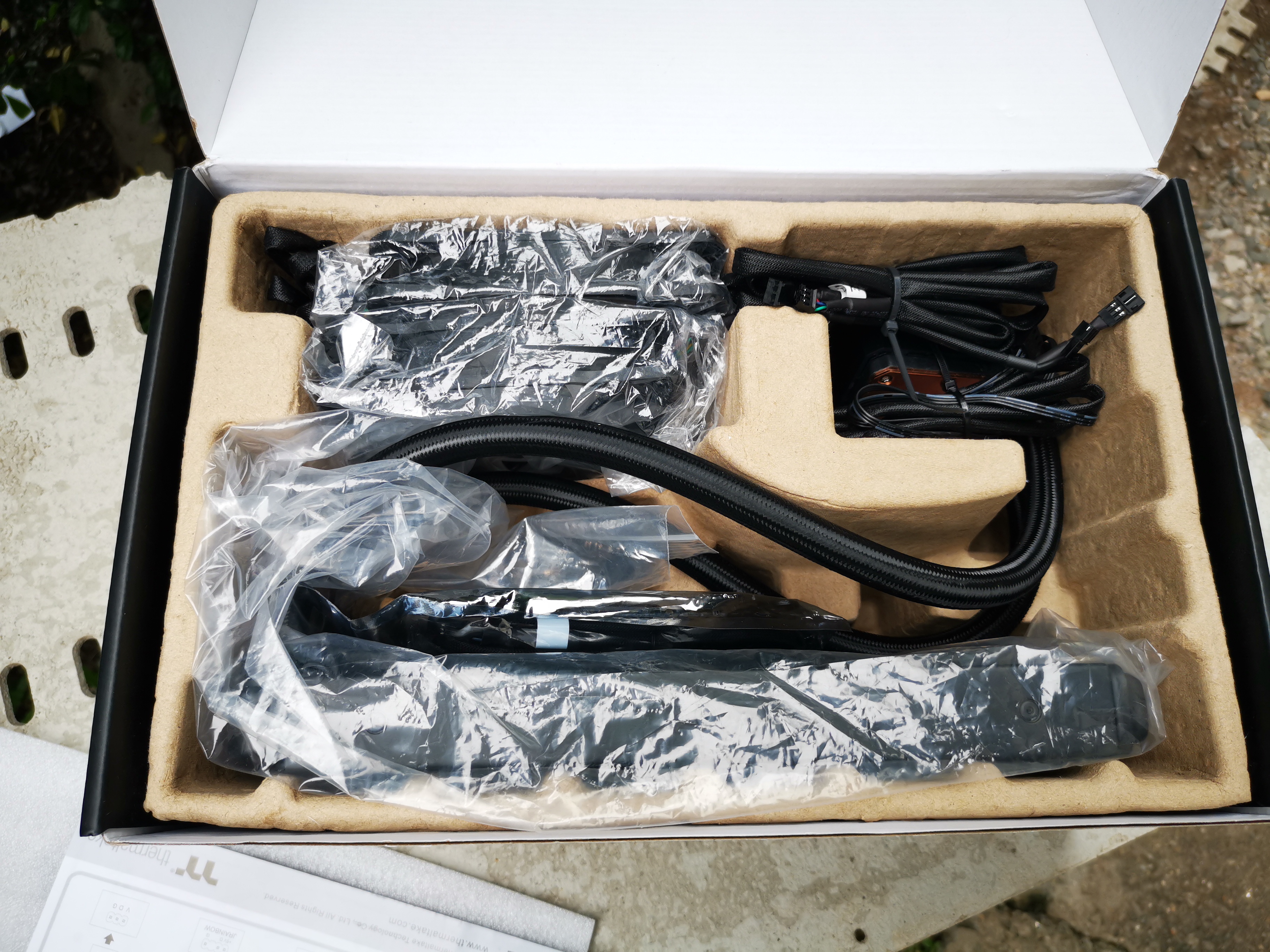 LIQUID COOLING THERMALTAKE TH240 ARGB Sync