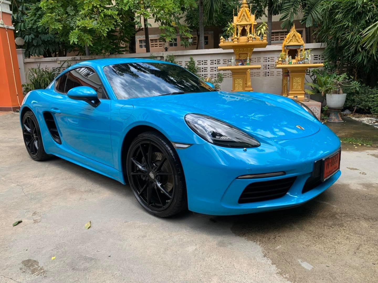 Porsche 718 Cayman ปี 2018