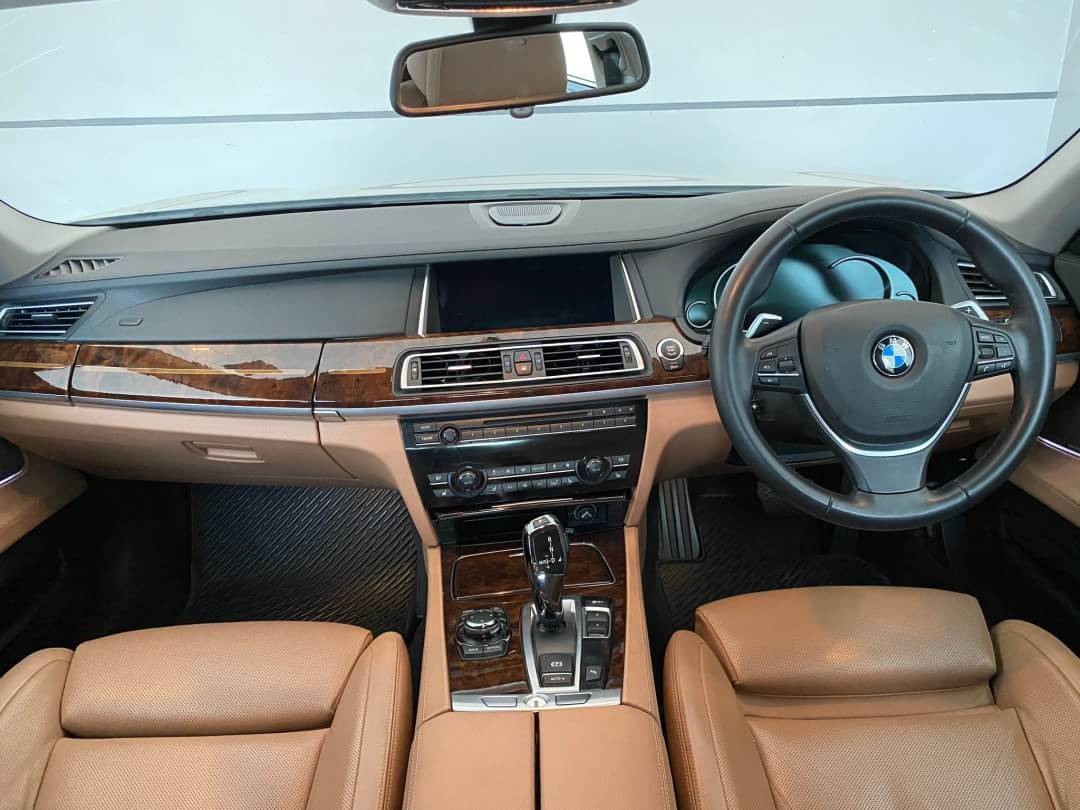 ขาย Bmw 740Li ปี 2015