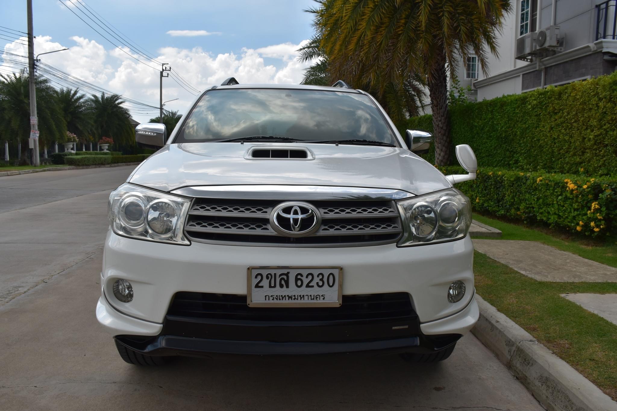 TOYOTA FORTUNER 3.0V 4WD TRD Sportivo TRD ปี2010