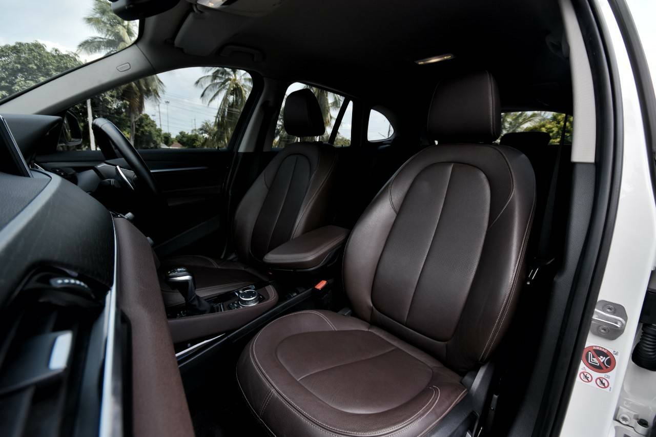 Bmw X1 sDrive18d ปี 2017