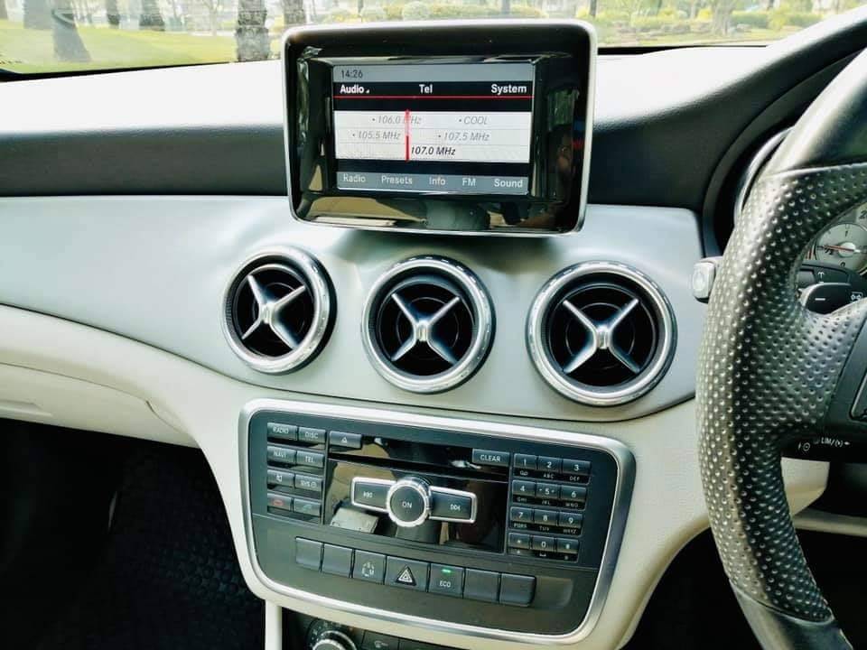 Mercedes-Benz GLA200 CBU ปี2014