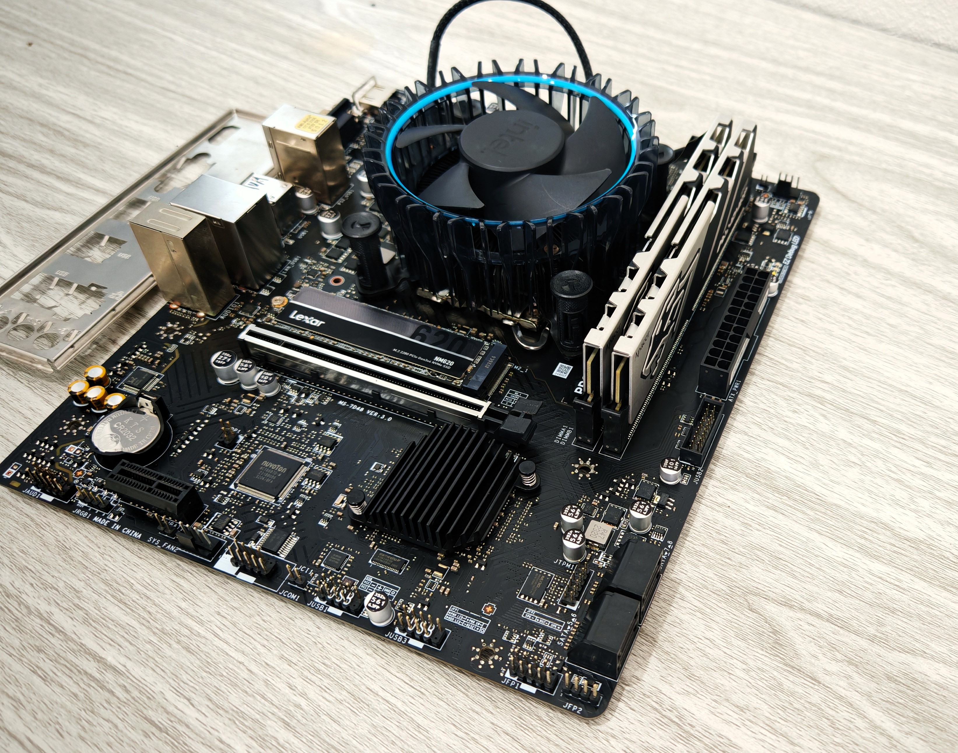 เซ็ตมัดรวม บอร์ด H610M + i5 12400F + DDR5 32GB + SSD M.2 256GB