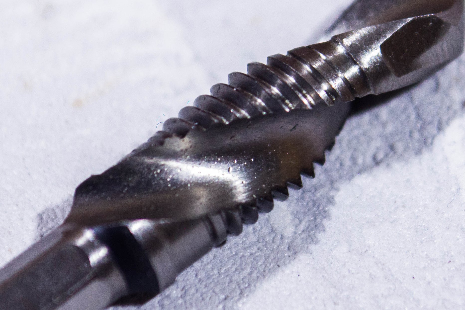 MARCH ชุดดอกต๊าปเจาะเกลียว