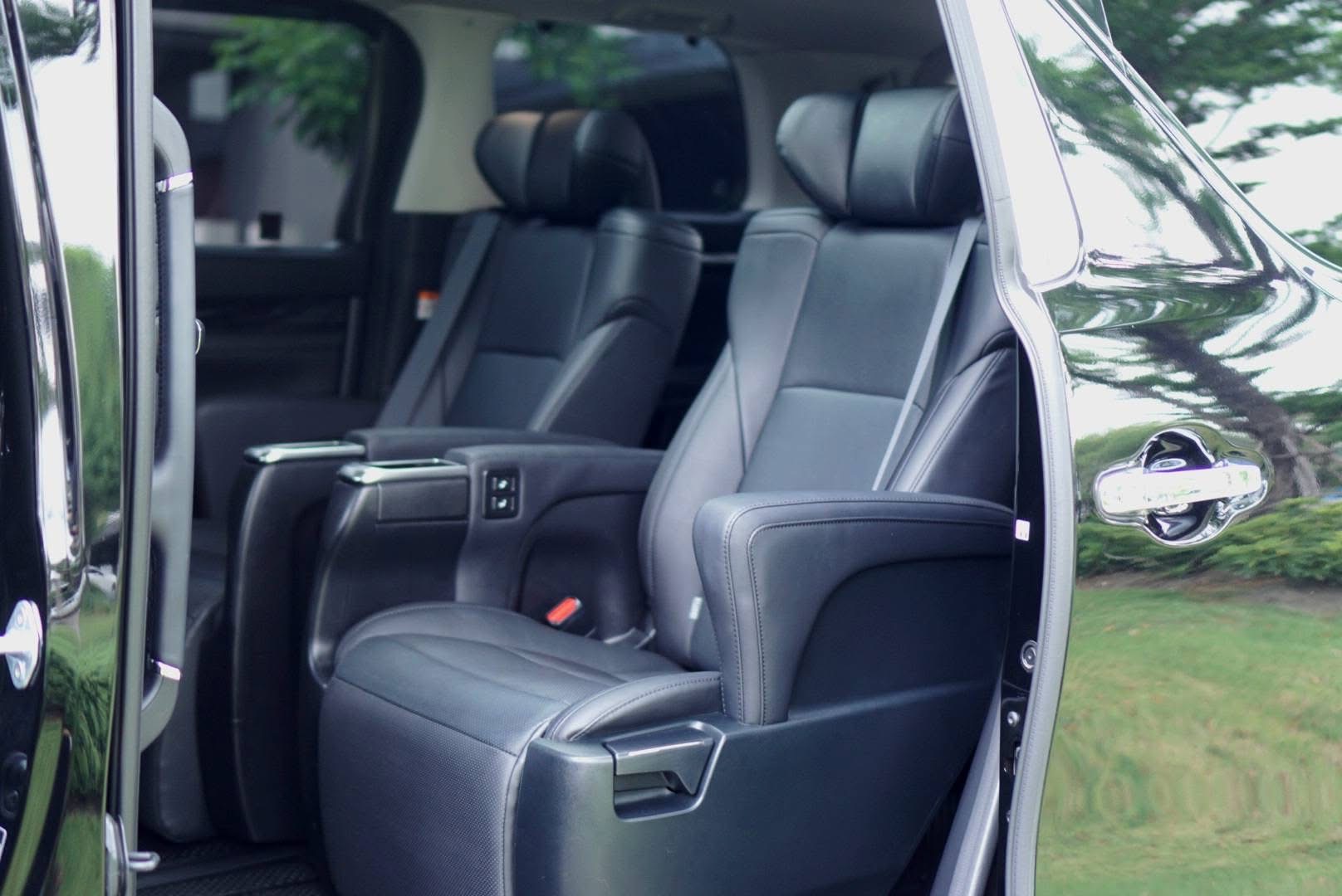 Toyota Alphard SC ปี 2022 แท้ ( MINOR CHANGE )
