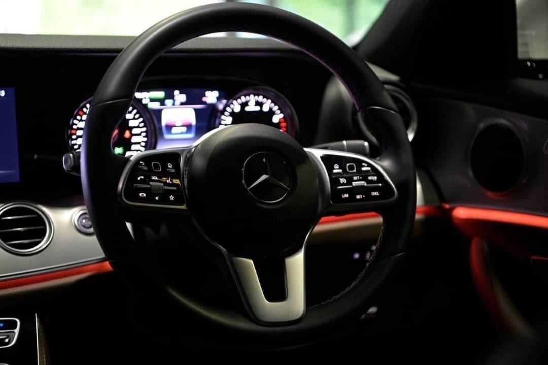 Mercedes-Benz E350e Avantgrade ปี 2019