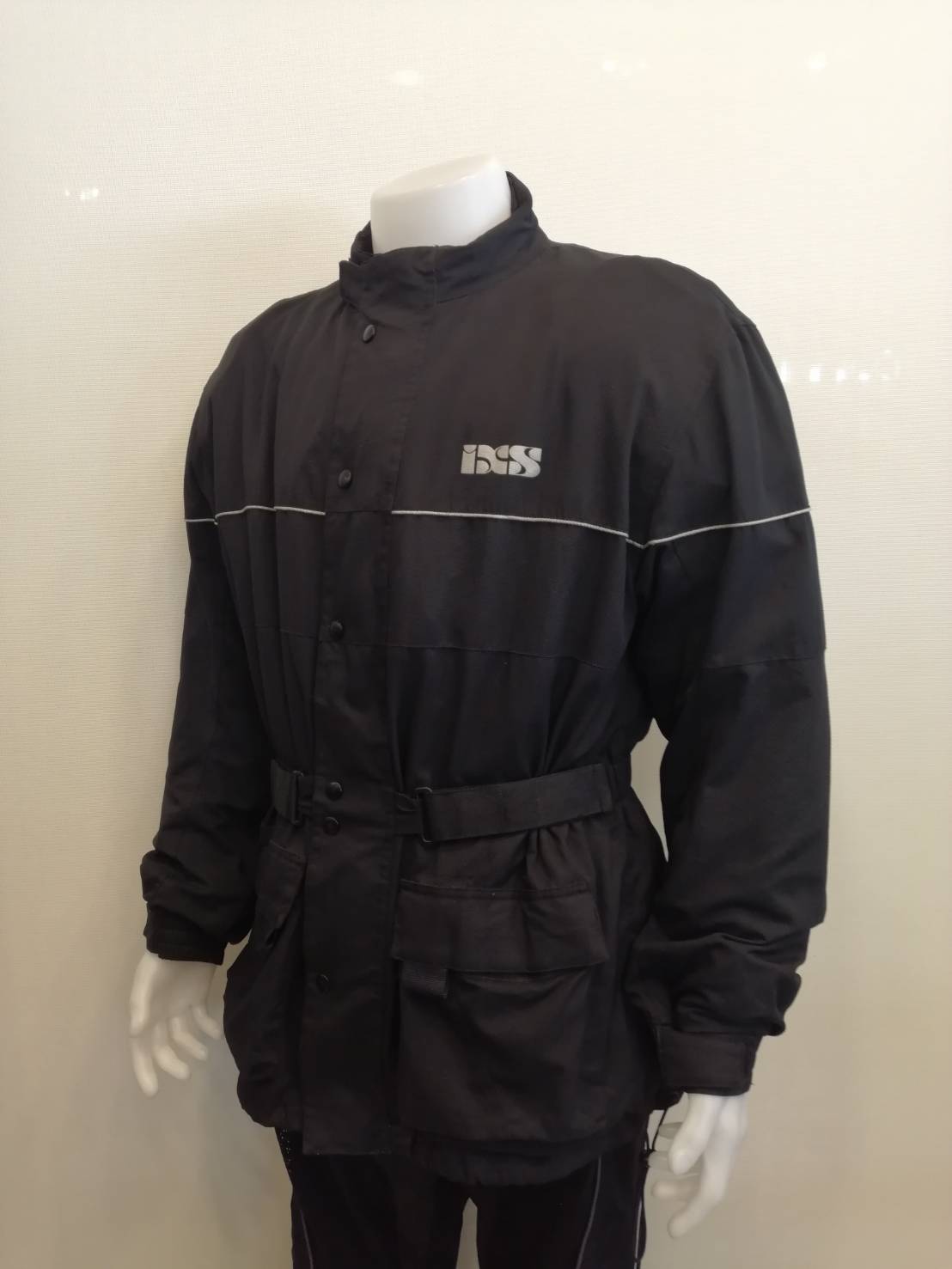 เสื้อขี่มอเตอร์ไซด์( มือสอง) RCT 254 ขนาด : อก 50" ยาว 32" **ยี่ห้อ IXS **