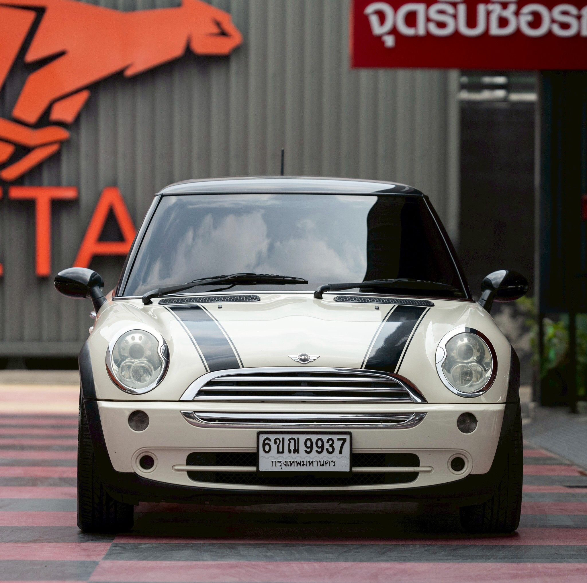 Mini Cooper R50 Look2 ปี2005