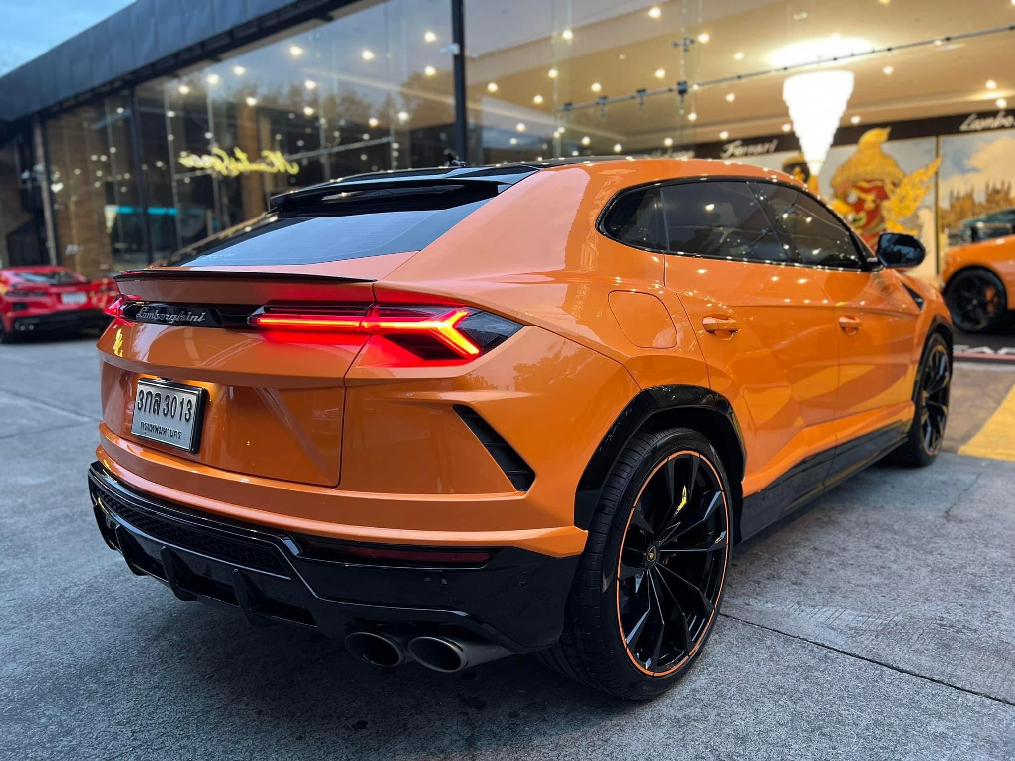 Lamborghini URUS PEARL CAPSULE ปี 2022