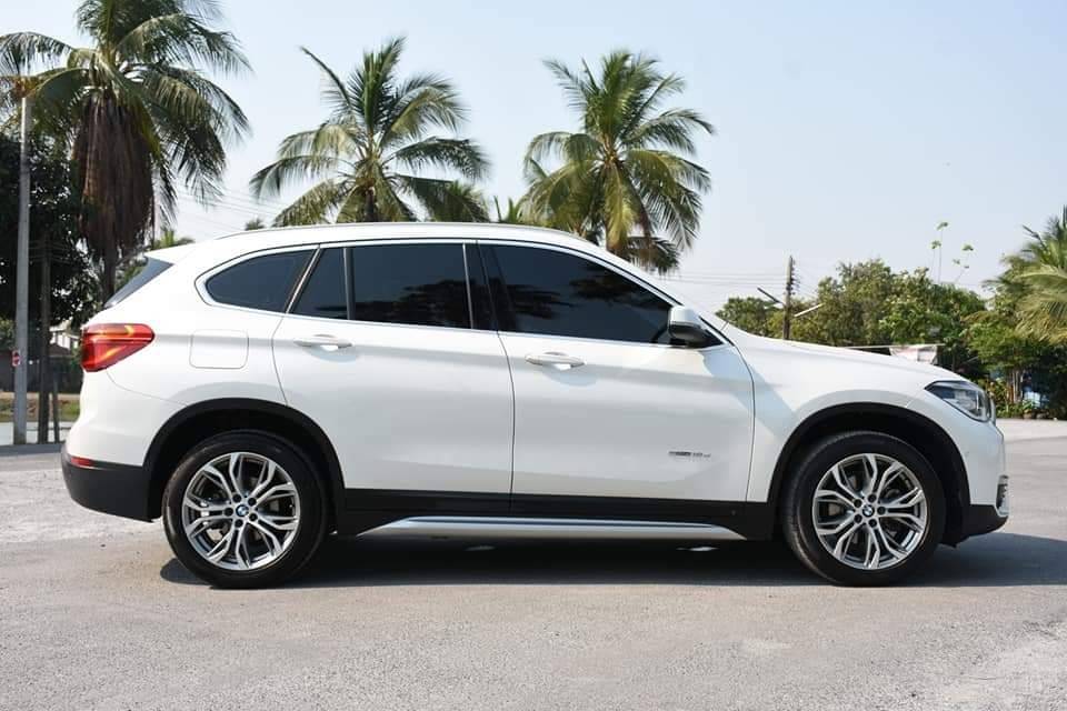 Bmw X1 sDrive18d ปี 2017