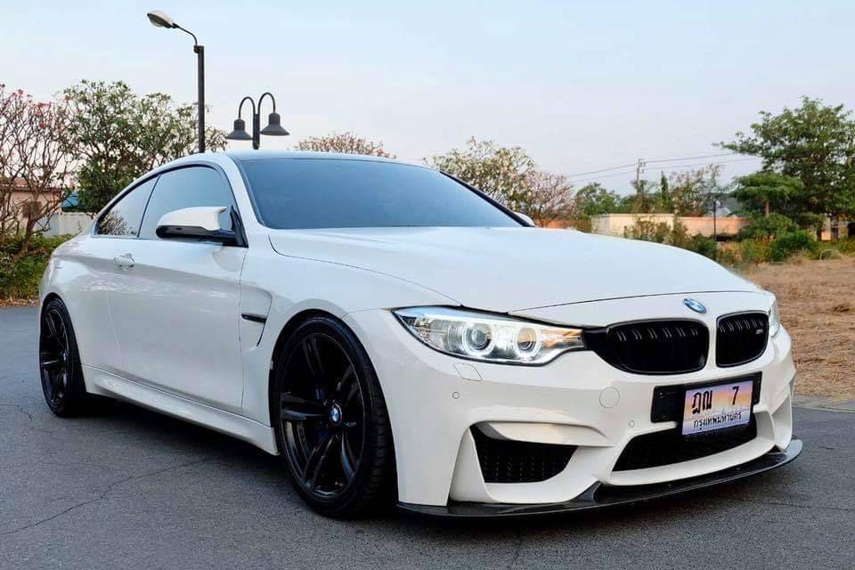 BMW F82 M4 Coupe ปี 2017
