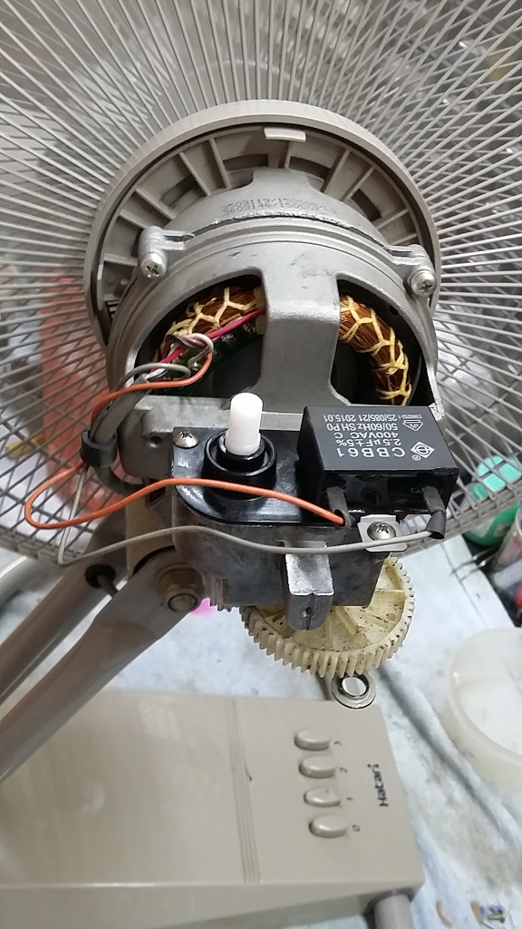 ซ่อมพัดลมอุตสาหกรรม ยี่ห้อ HATARI อาการใบพัดลมหมุนช้า