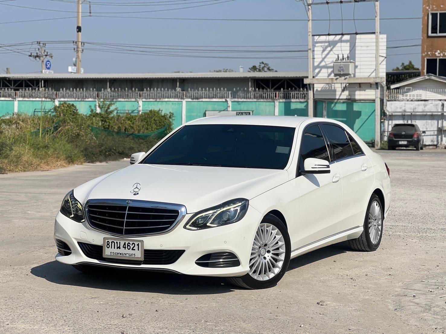 Mercedes Benz E300 Exclusive Bluetec Hybrid W212 ปี 2013
