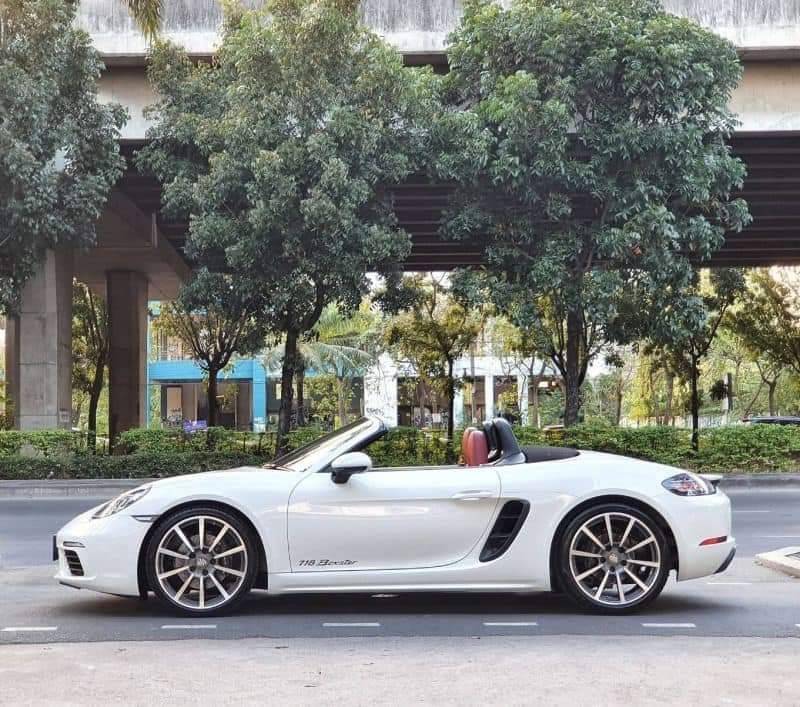 Porsche Boxster 718 ปี2017