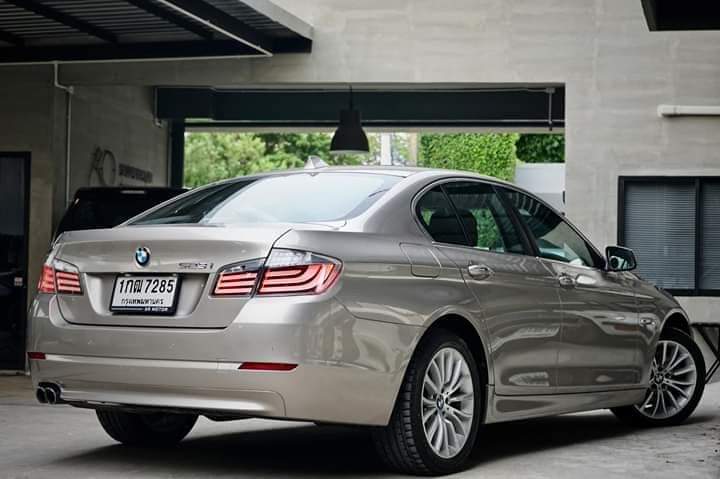 BMW 523i ปี 2012