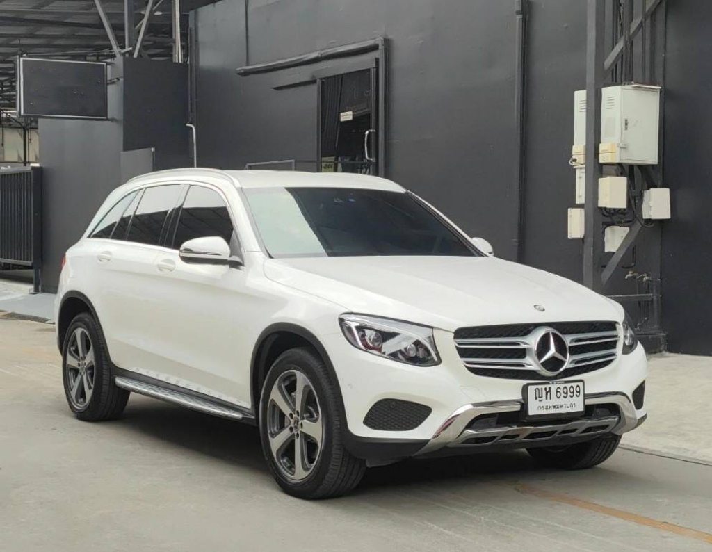 Mercedes Benz GLC250D ปี 2017