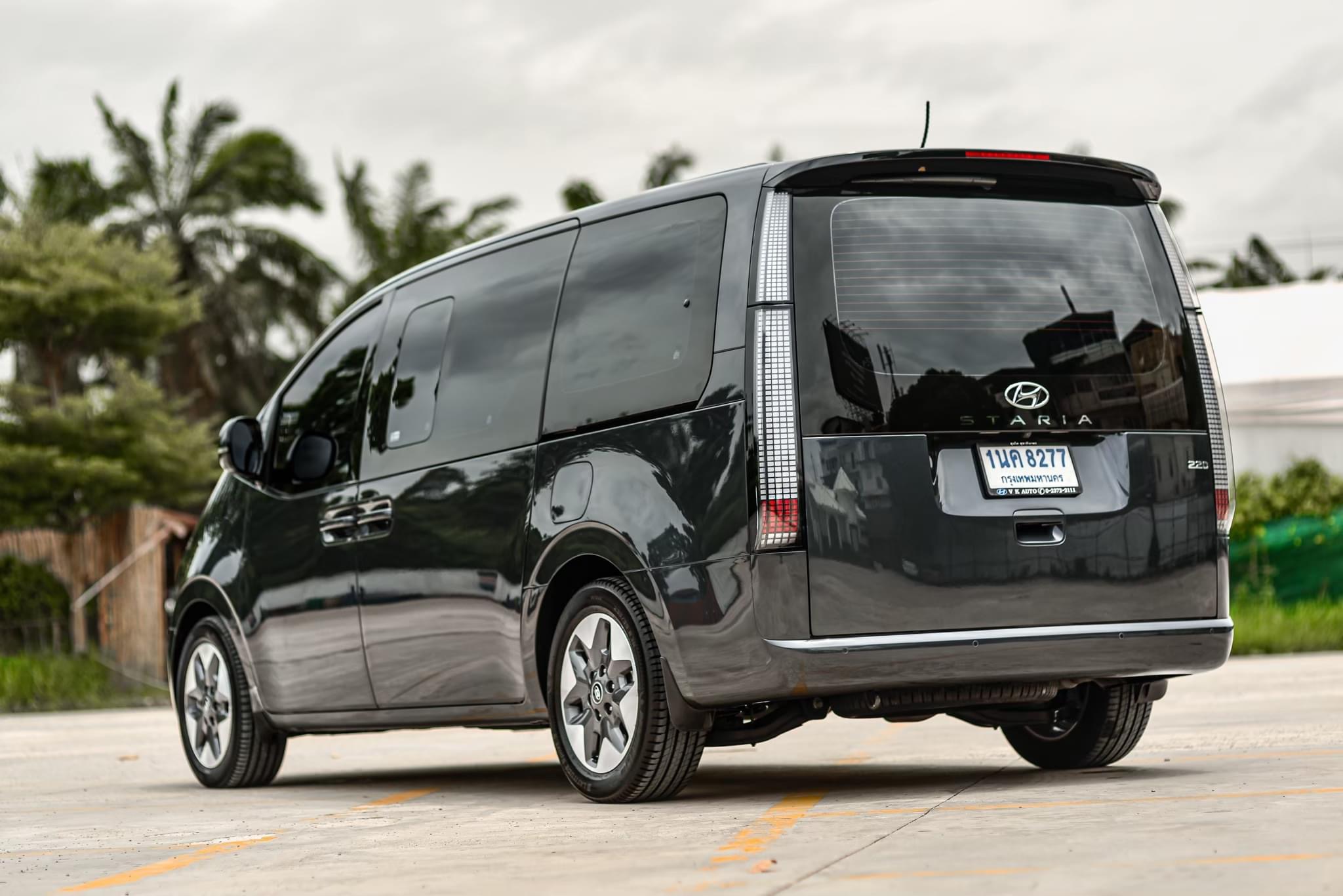 Hyundai STARIA 2.2 Diesel SEL AT ปี 2021