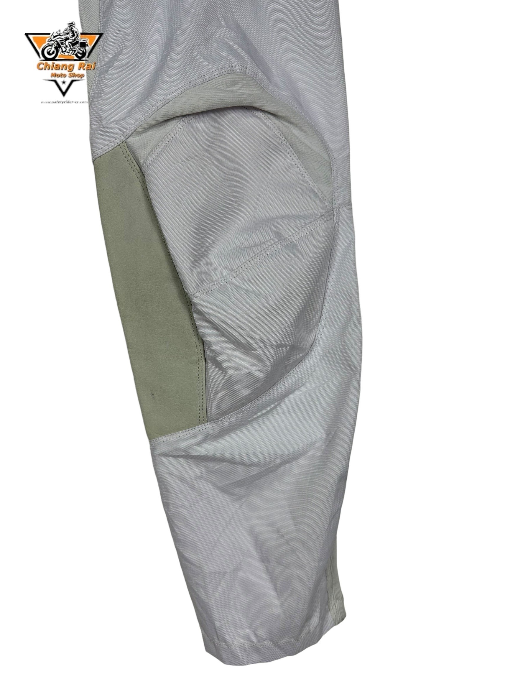 กางเกงขี่มอเตอร์ไซด์ ( มือสอง ) E&A 644: เอว 28" ยาว 25" **NO RBAND**