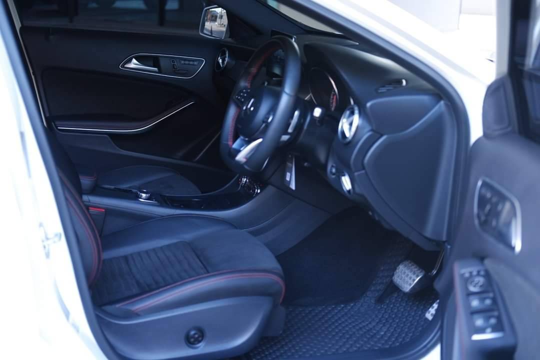 Mercedes-Benz GLA 250 AMG Dynamic ปี 2017