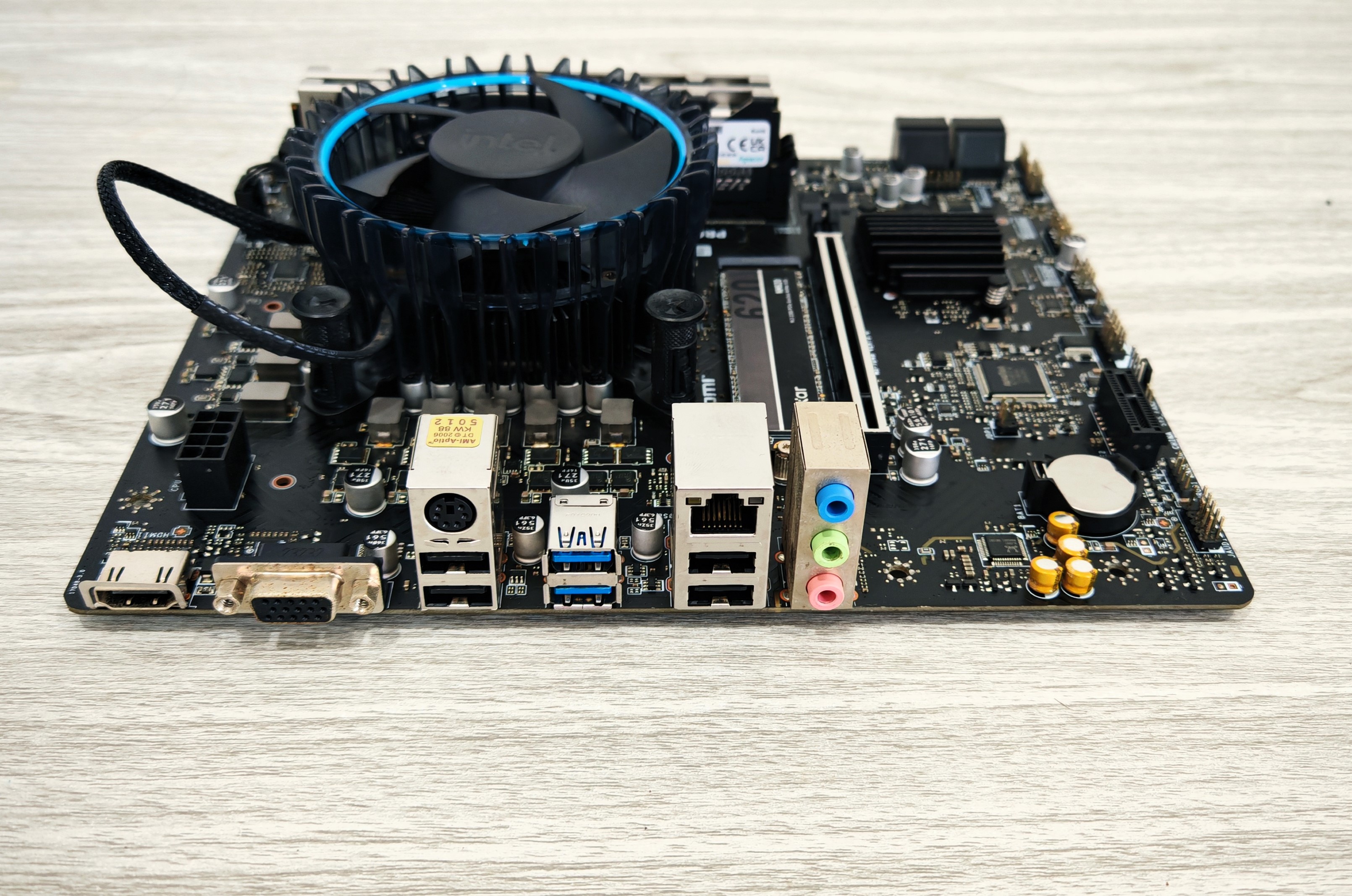 เซ็ตมัดรวม บอร์ด H610M + i5 12400F + DDR5 32GB + SSD M.2 256GB