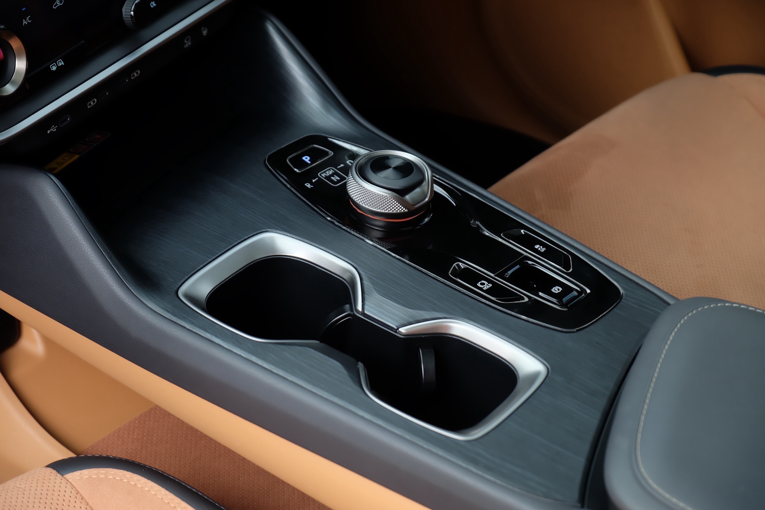 Lexus RZ450e Premium ปี 2024