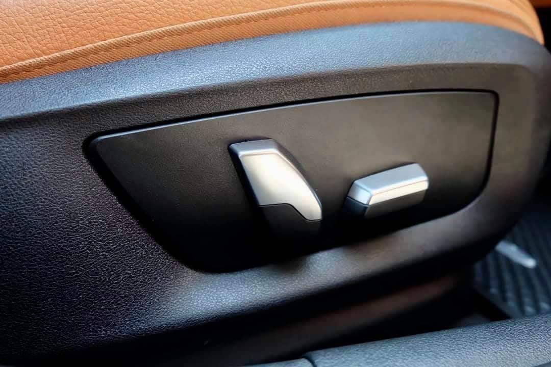 Bmw Series 5 G30 520D ปี 2017